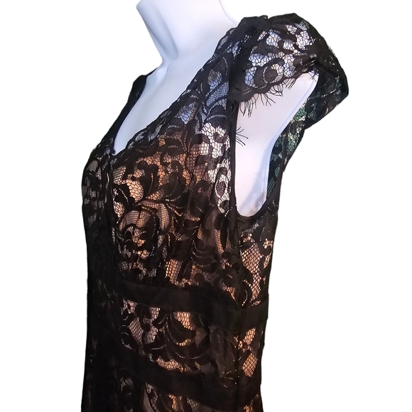 NWT Ann Taylor LOFT Classic Black Lace Lined Cocktail Party Midi Dress Size 8P - Picture 3 of 10
